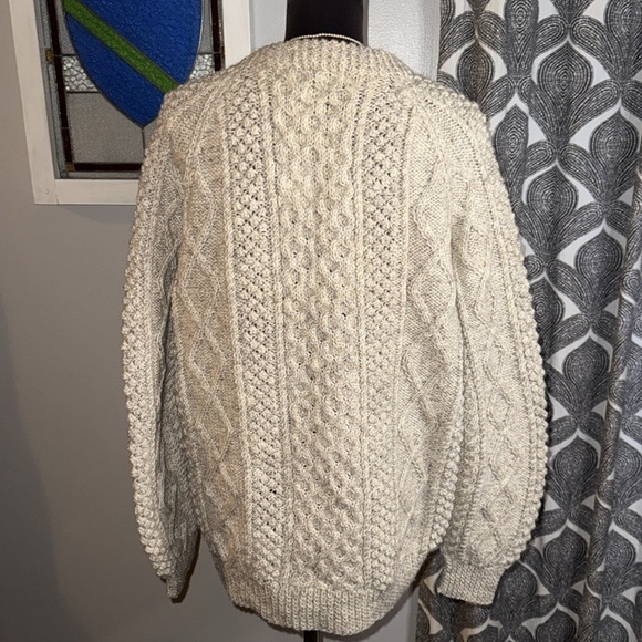 Crana Handknits 100% Pure New Wool Fisherman Cable Knit Crew Neck Sweater SZ L - Picture 5 of 8